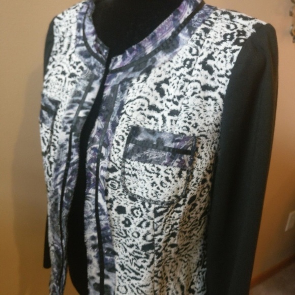 SOLD Chico's  NEW Jacket Mixed Animal Ponte Jacket 0 - Picture 2 of 7